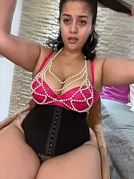 amellita-33 online show from March 7, 5:25 am