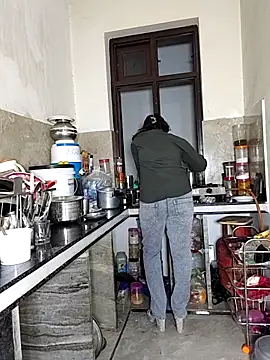 Heena-143 online show from April 3, 2:59 pm