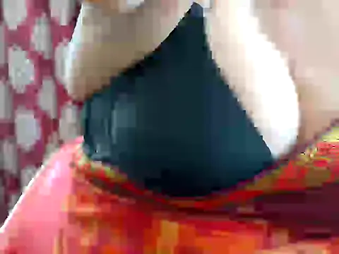 Snapshot of TABOOBREAKERS chatting on October 12, 8:39 am TABOOBREAKERS online show from October 12, 8:39 am