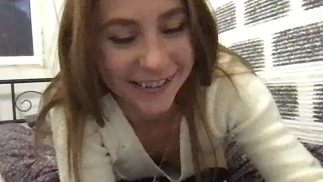 ModestMaggie online show from December 2, 5:04 pm