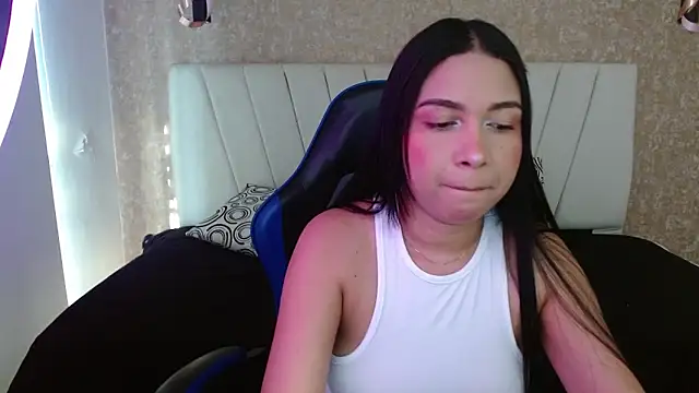 AliceSmity  online show from February 5, 11:57 am