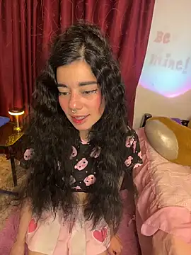 wetbyAlice online show from March 3, 12:05 am