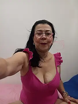 laliItaclark online show from February 16, 1:55 pm