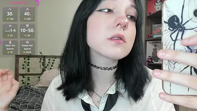 1lisabunny online show from November 1, 7:07 pm