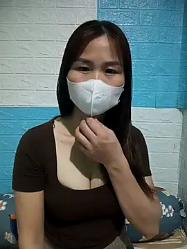 Donatella28 online show from April 1, 2:36 pm