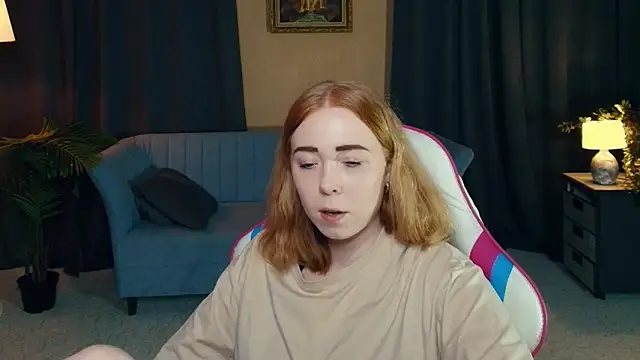 AddieOsler online show from December 13, 8:04 pm