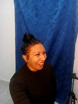 Esmeralda 546 online show from January 13, 9:08 pm