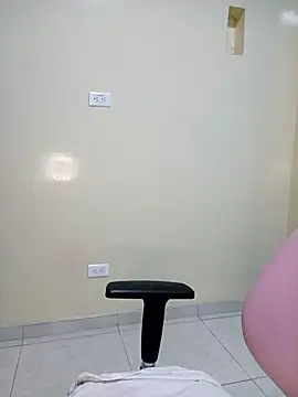 Esmeralda 546 online show from November 7, 8:47 pm