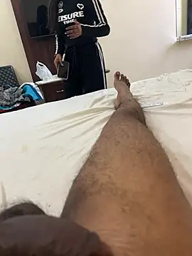 Indianbbc4uxh online show from April 18, 7:11 am