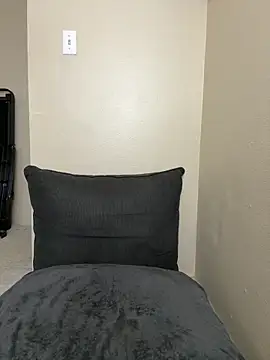 CreamedKitten online show from January 5, 5:27 pm