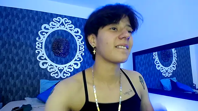 Ghost  Girl  online show from November 12, 3:26 am