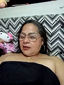 Angie milf50 online show from November 7, 3:12 am