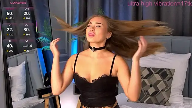 MilaRaven online show from November 9, 6:53 am