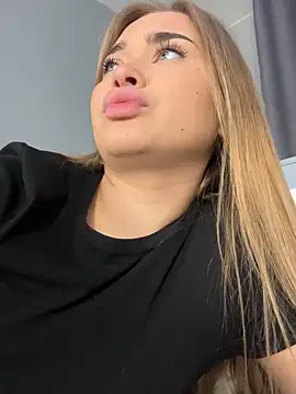 MilaRaven online show from November 28, 7:33 am