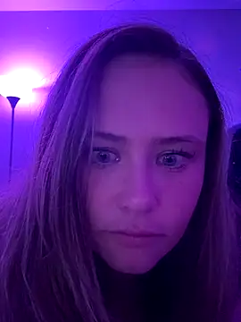 kaylacarson online show from October 28, 4:51 am