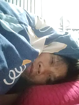 bella-la online show from November 29, 12:20 pm