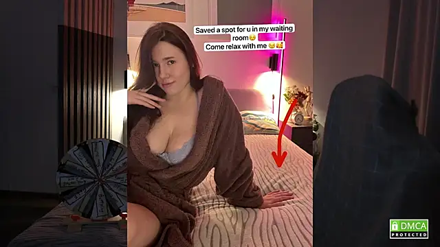 girl u never met online show from November 7, 5:40 pm