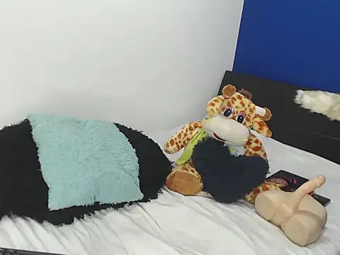 EmmilyConnor online show from March 12, 3:15 pm