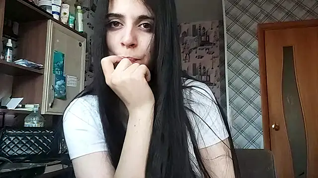 Lina rix online show from December 5, 3:06 am