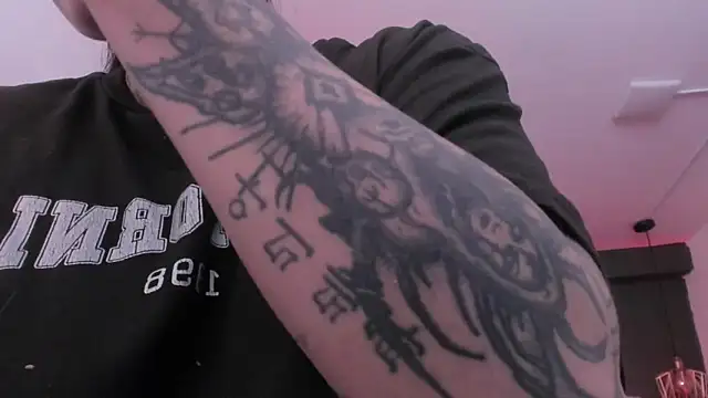 mia jagger online show from April 16, 8:30 pm