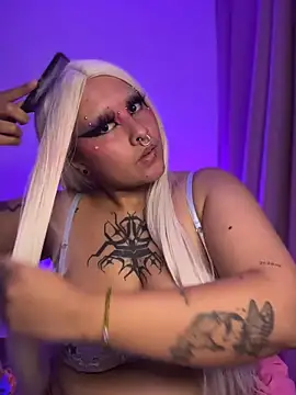 pinkbaddie777 online show from April 8, 2:35 am