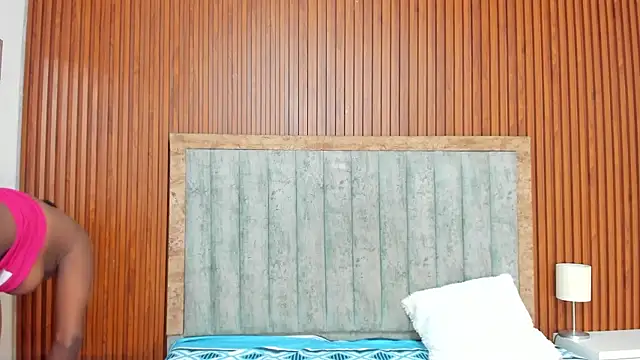 Katrina London online show from December 13, 7:53 pm