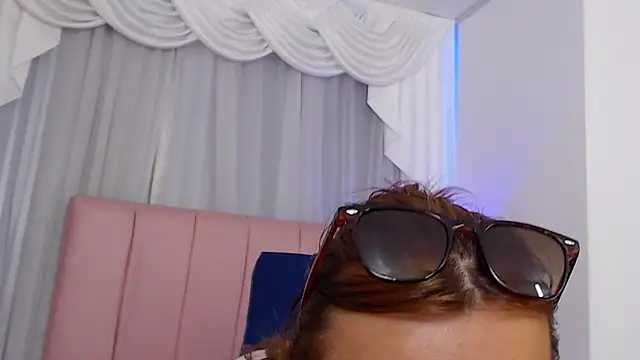 SashaMorel online show from November 1, 5:06 pm