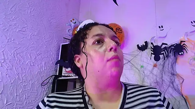 Natasha Amber online show from October 30, 12:39 pm