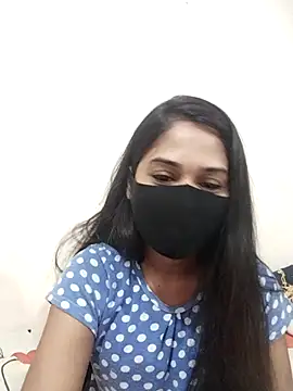 Green LaDY66 online show from November 20, 6:31 pm