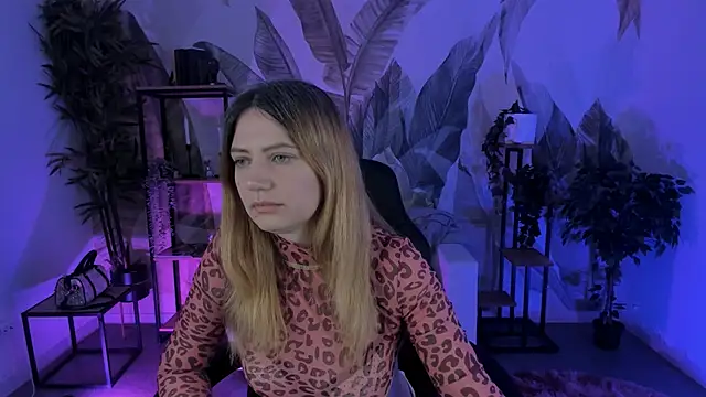 AleksaLaurent online show from November 4, 6:07 am