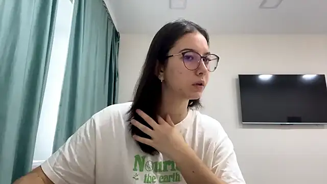 Allisgree online show from November 20, 8:37 am