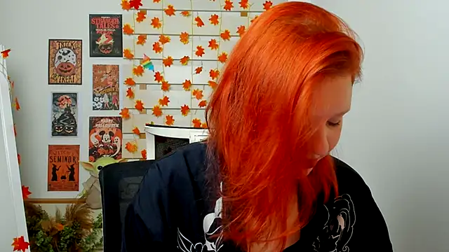 FoxPlayXX online show from November 10, 8:15 pm