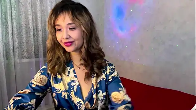 LovelyLara online show from December 2, 6:43 pm