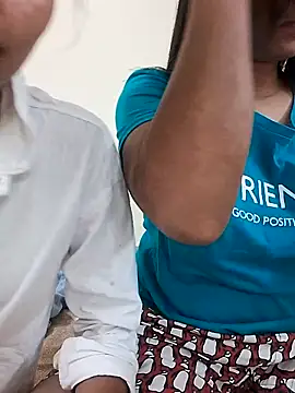 Cuty Pussy1 online show from November 24, 11:34 am