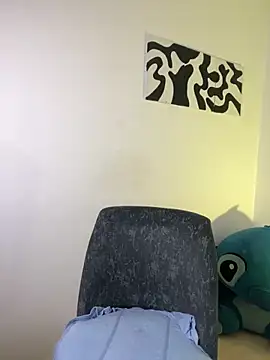 SHAILABROWN online show from November 8, 8:14 pm