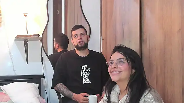 MailynAndNick online show from November 7, 3:23 am