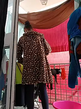 yummy love online show from November 13, 10:36 am