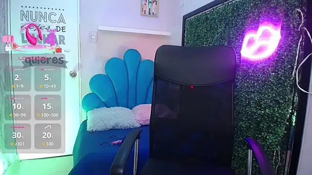 valeria martinez19 online show from November 7, 3:23 am