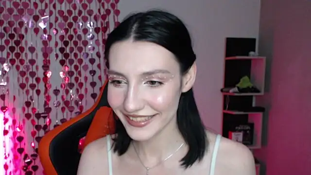 honbliss online show from February 15, 12:02 am