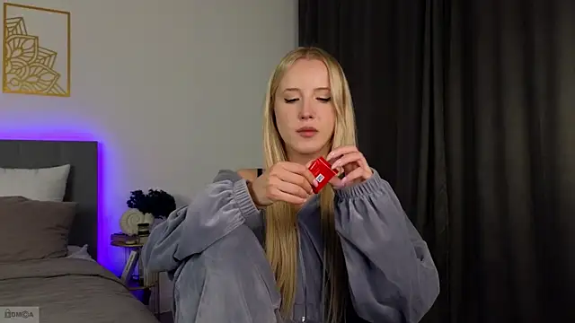 adele armass online show from November 19, 10:21 pm