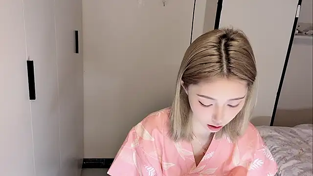 yuyu-33 online show from March 8, 5:33 am