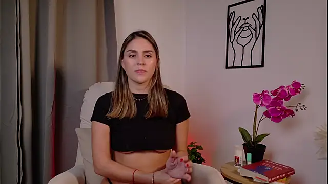 VictoriaNova  online show from February 13, 9:27 pm