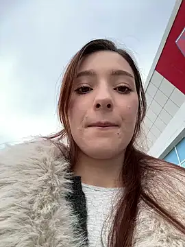 LilluKatten online show from January 6, 9:46 am