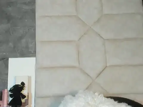 Liia Leens online show from January 17, 4:20 am