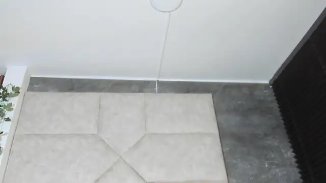 Liia Leens online show from January 18, 4:31 am