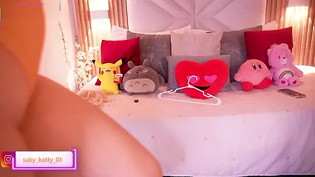 Kat Saky online show from March 18, 11:32 pm