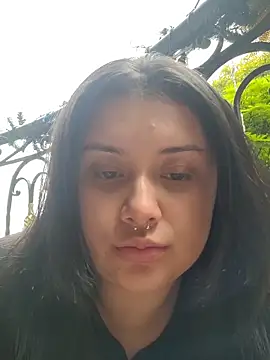 CurvyNoir online show from December 2, 5:48 pm