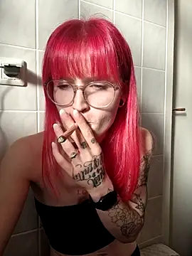 SkinnyGinny online show from November 19, 9:42 am