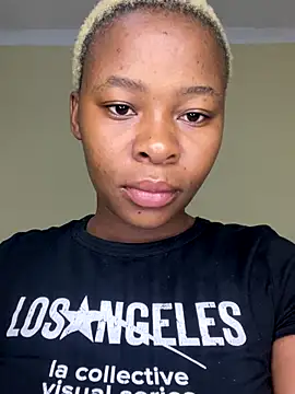 MiyaXo2 online show from December 16, 1:00 am