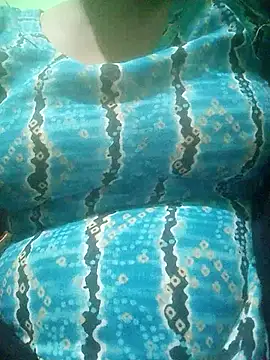 Tina 250 online show from April 16, 1:22 pm